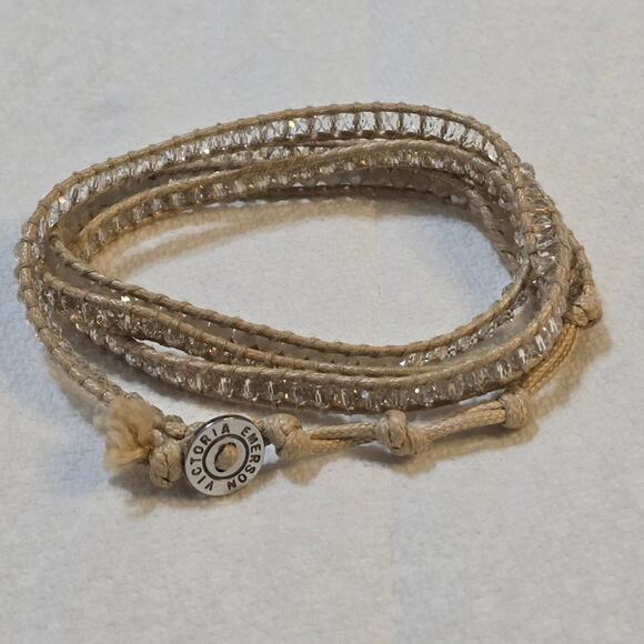 Victoria Emerson Tan‎ Leather and Crystal Wrap Bracelet New - Picture 1 of 7